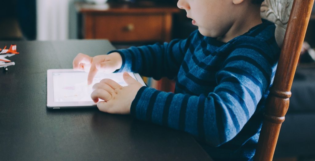 子供用iPadの使い方｜子育て世代こそタブレットを活用しよう！